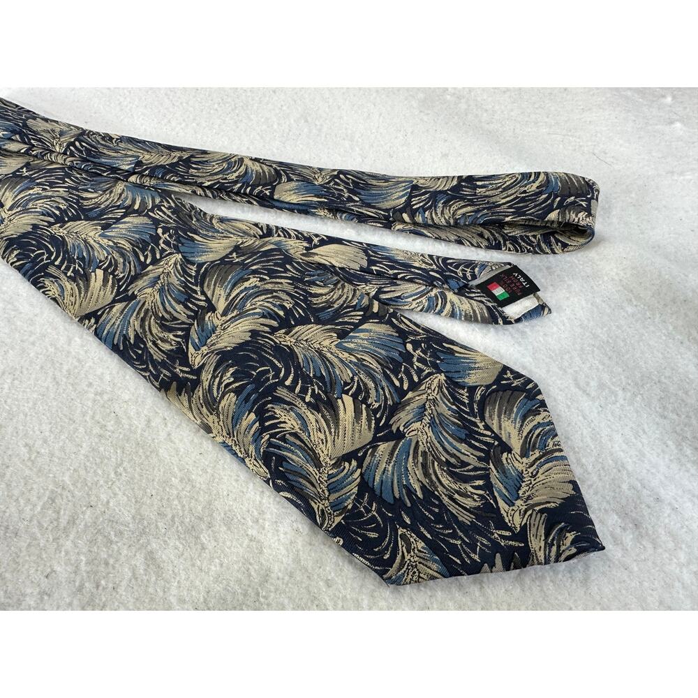 Boyd's Philadelphia Tie By Serrica 100% Silk Gold & Blue